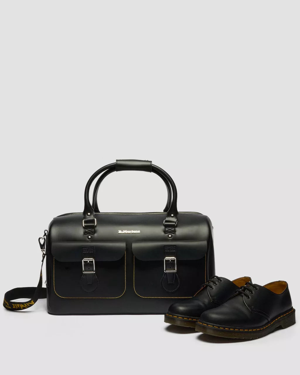 Bolso de Viaje Dr Martens Negro Daytripper Kiev Leather Bag
